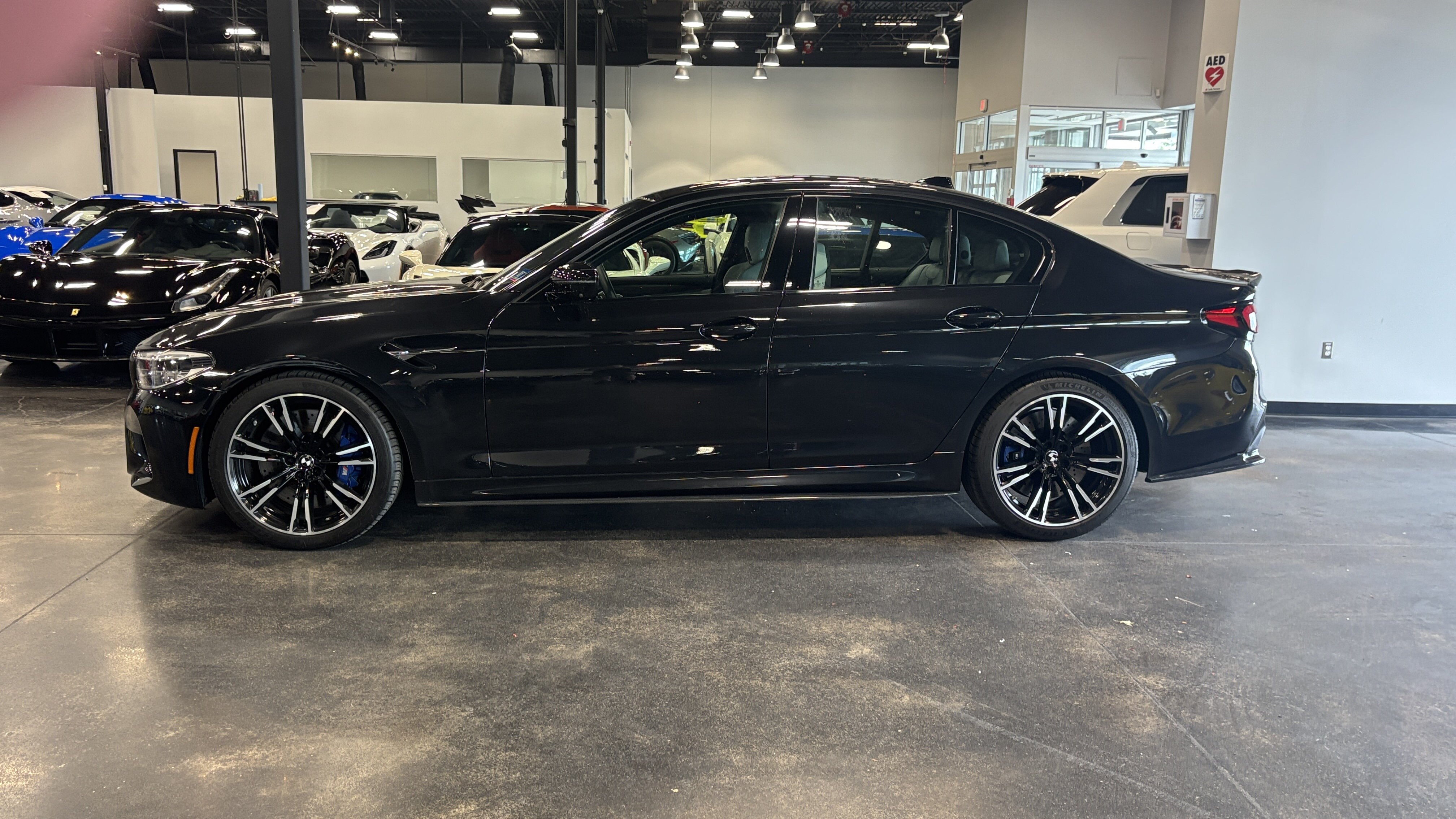 Used 2019 BMW M5 w/ Executive Package AWD/4WD image 4