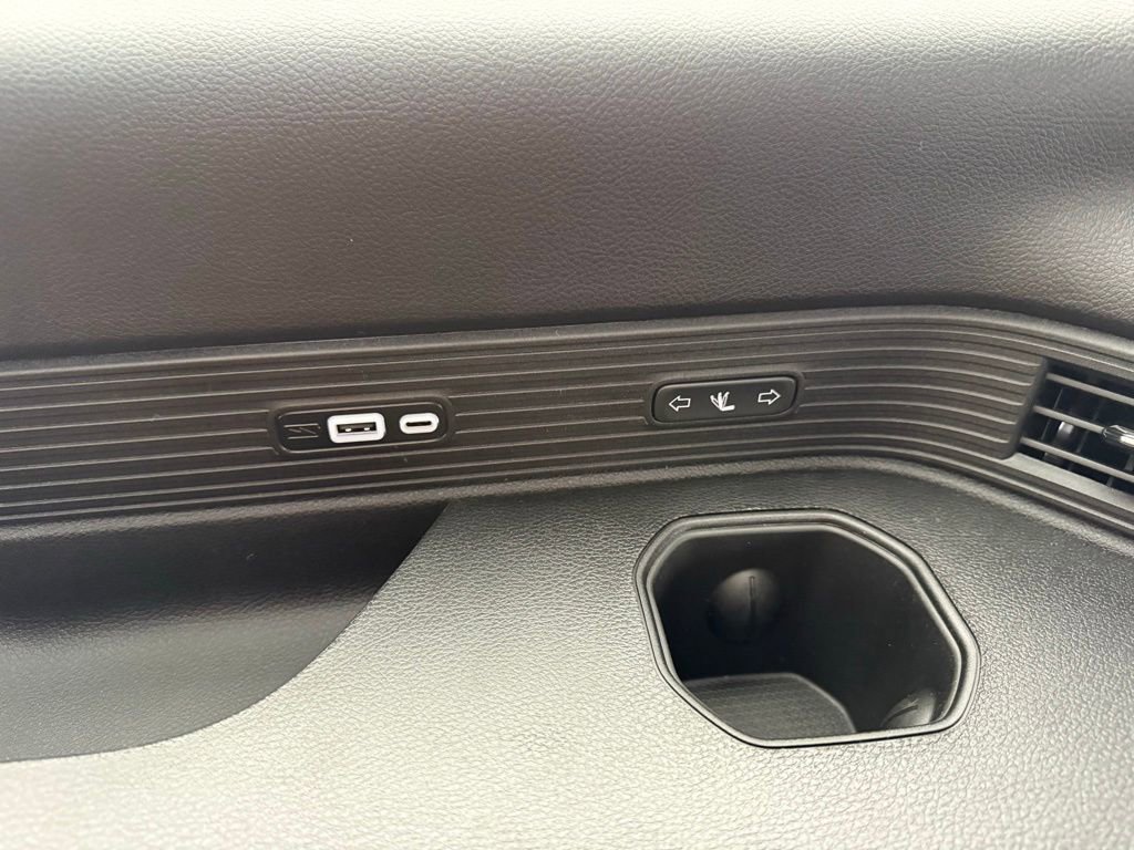 New 2026 Jeep Grand Wagoneer L 4WD image 36