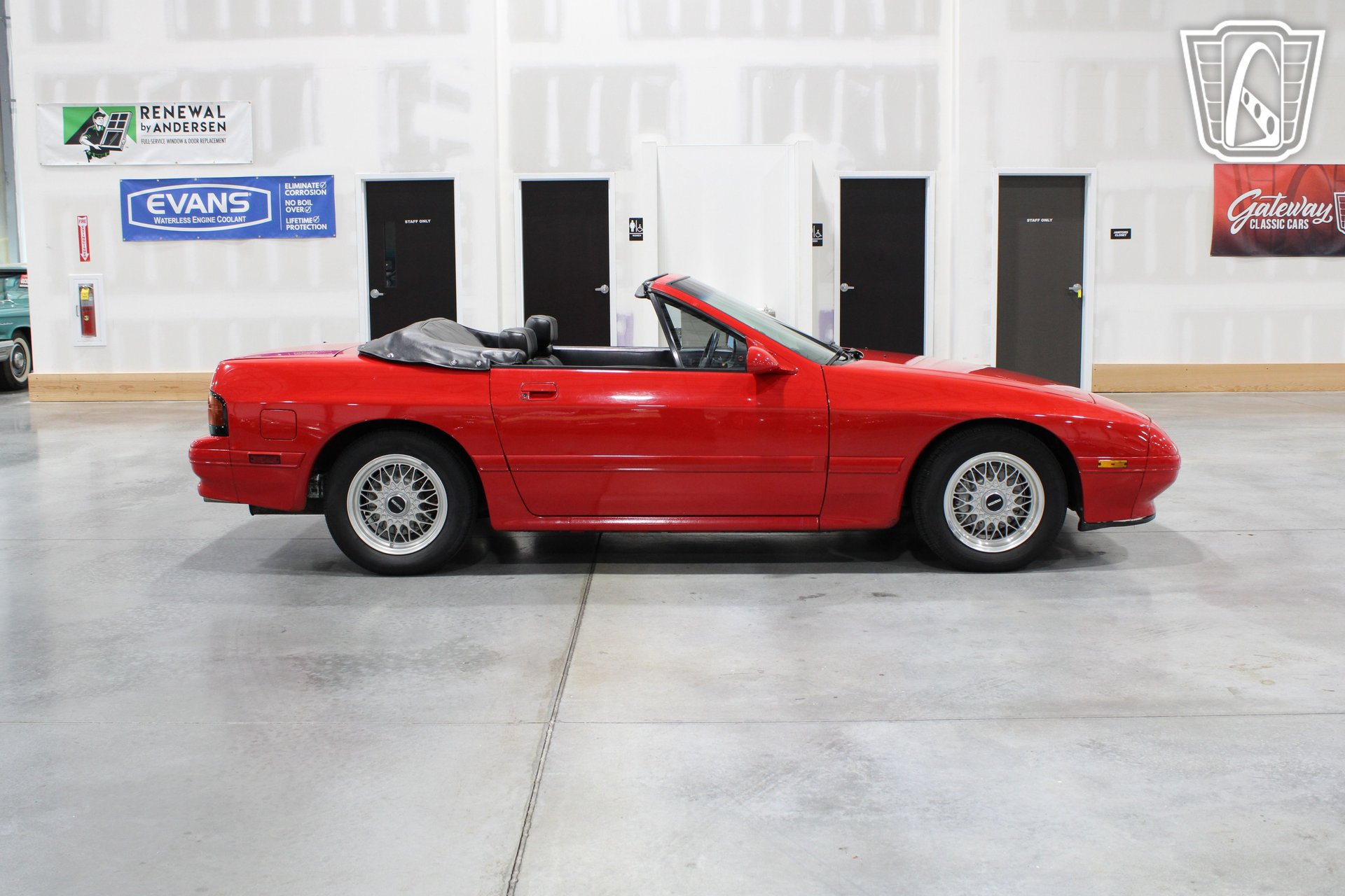 Used 1990 MAZDA RX-7 Convertible RWD image 17