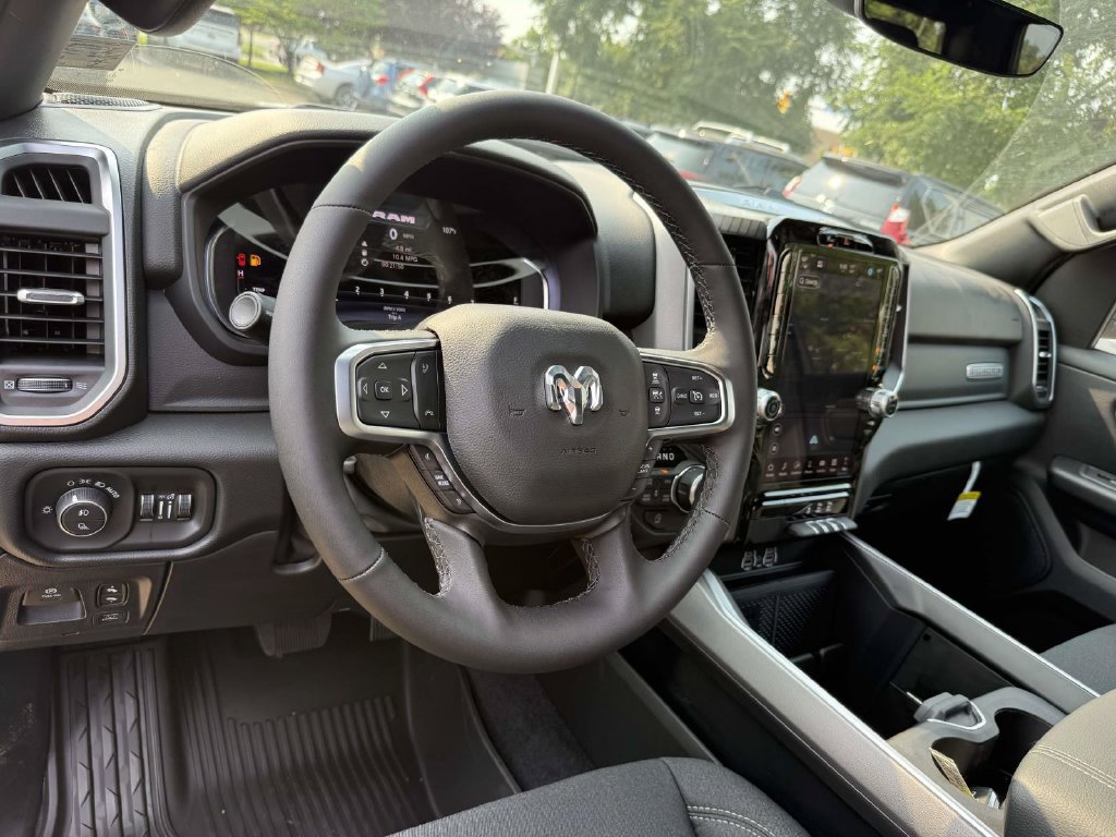 New 2026 RAM 1500 Big Horn AWD/4WD image 2