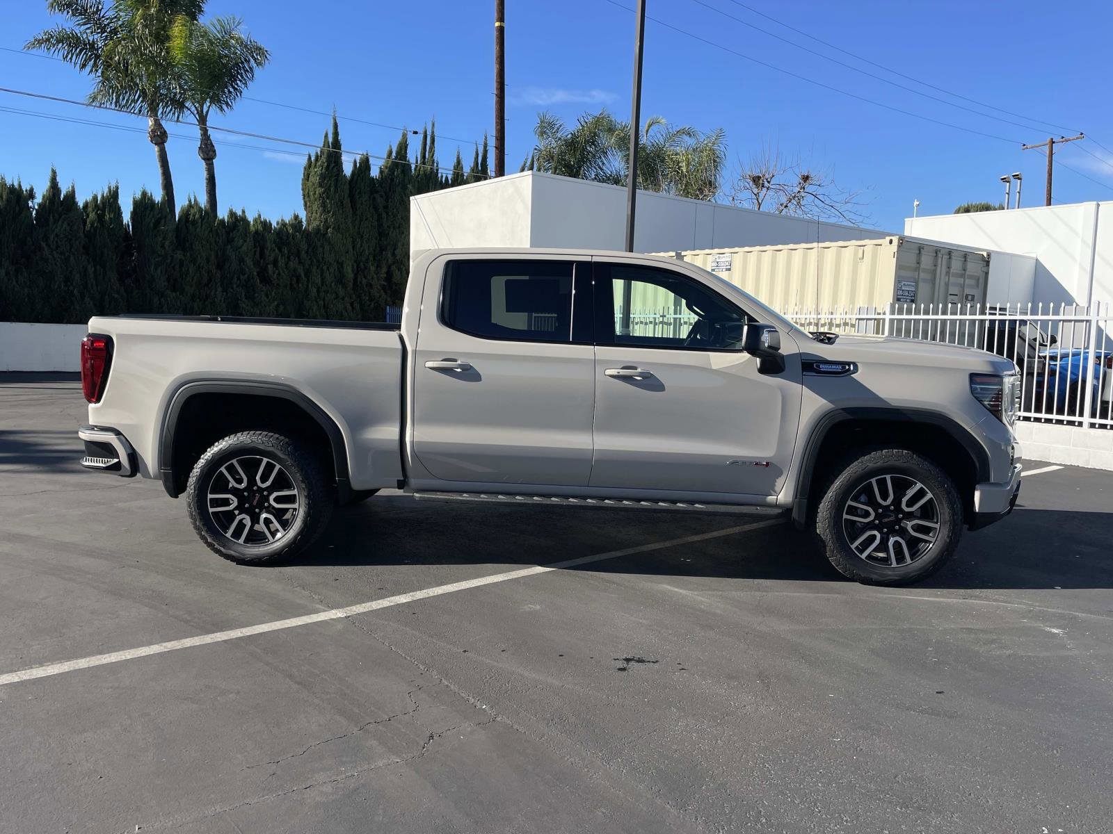 New 2026 GMC Sierra 1500 AT4 w/ AT4 Premium Package image 4