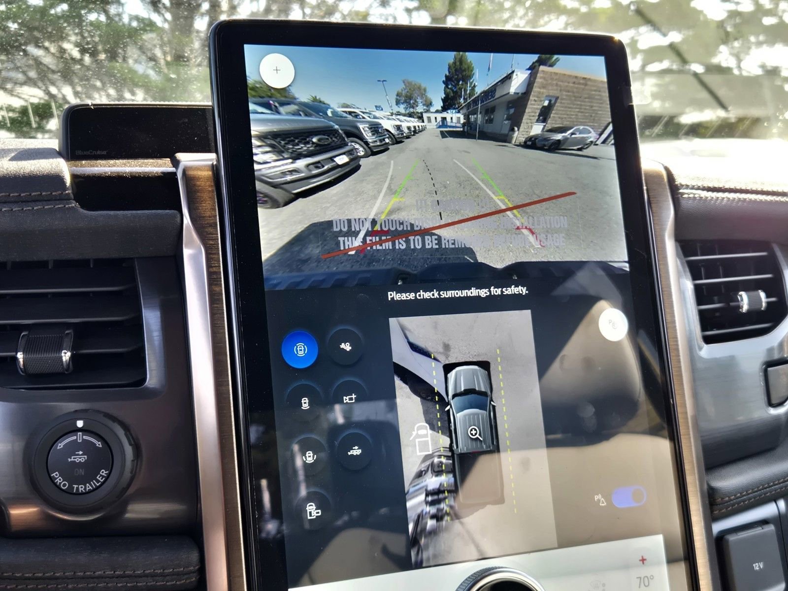 Used 2025 Ford F150 Lightning Lariat AWD/4WD image 13