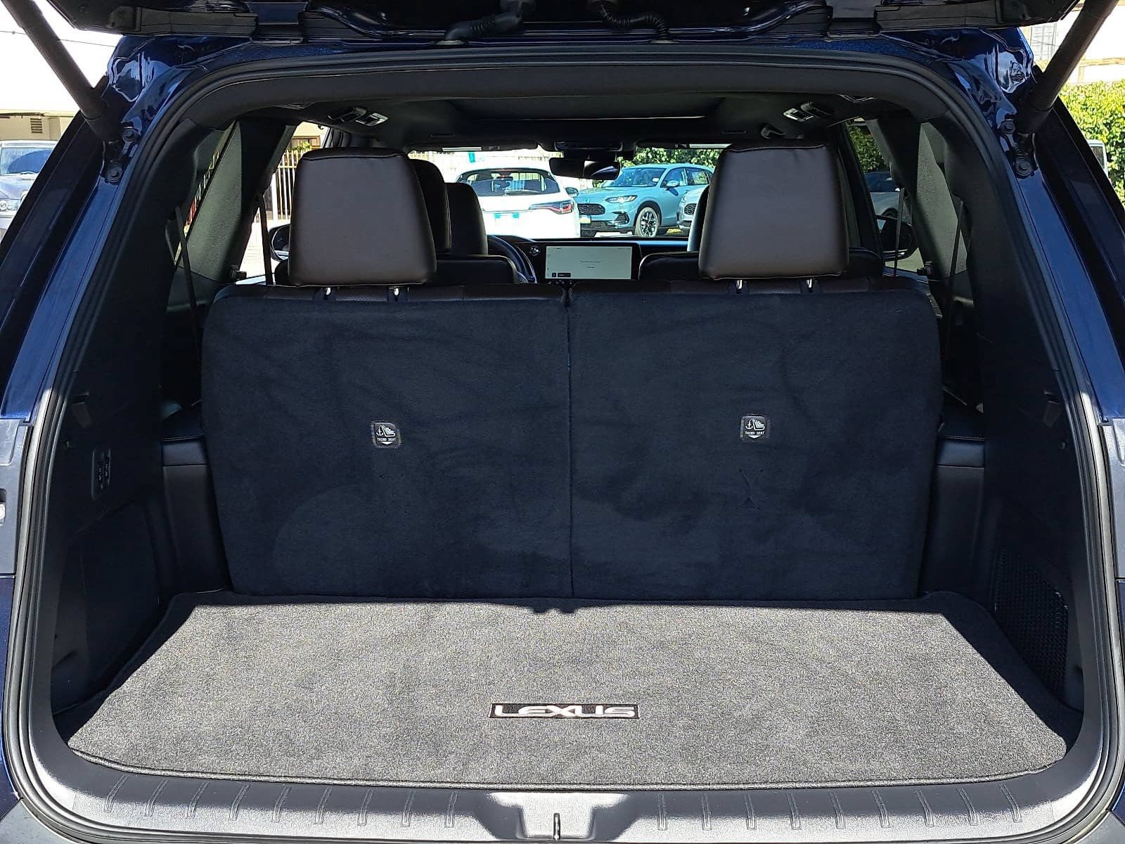 Used 2024 Lexus TX 350 FWD w/ Captains Chair Package image 13