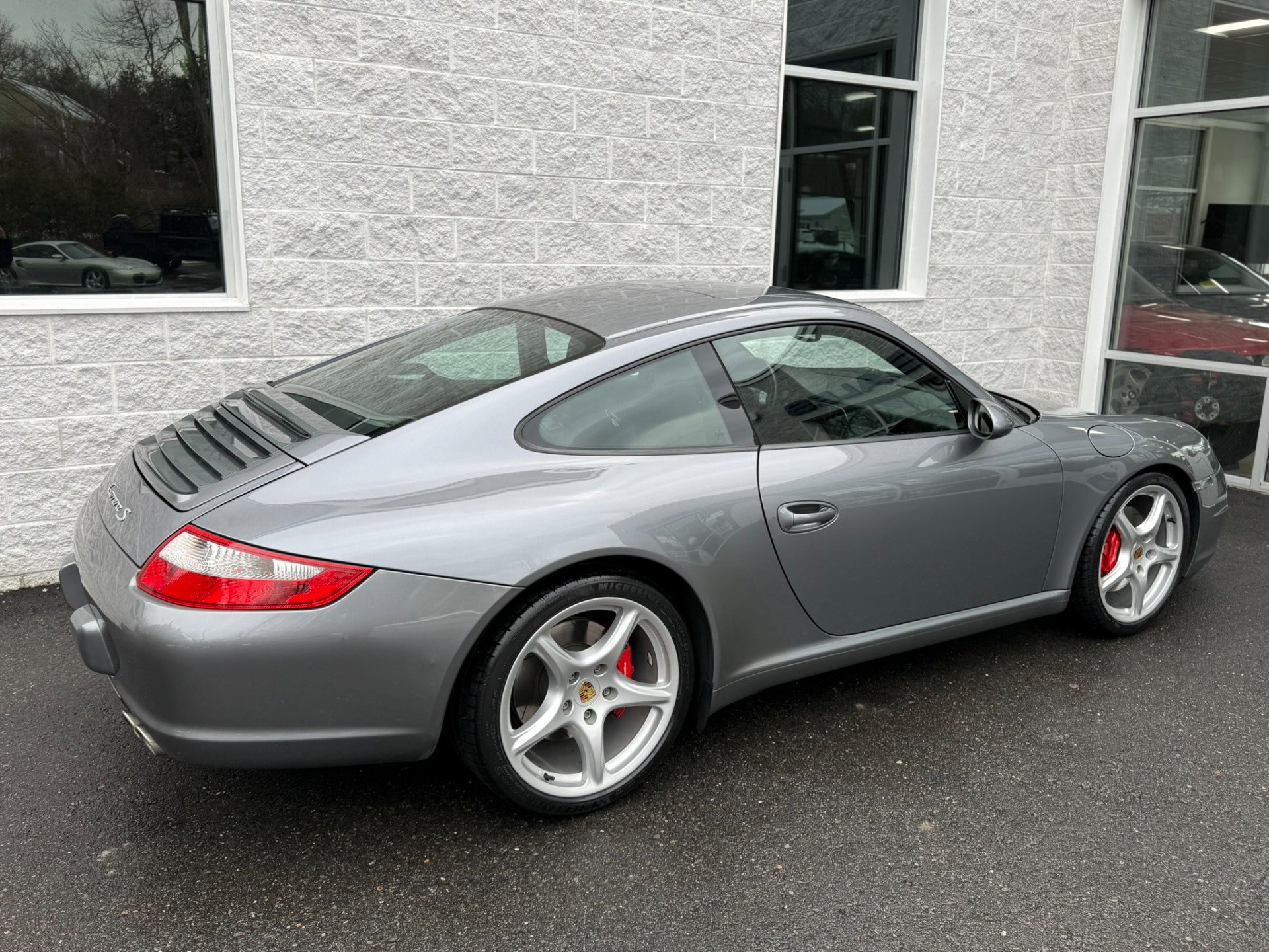 Used 2006 Porsche 911 Carrera S image 32