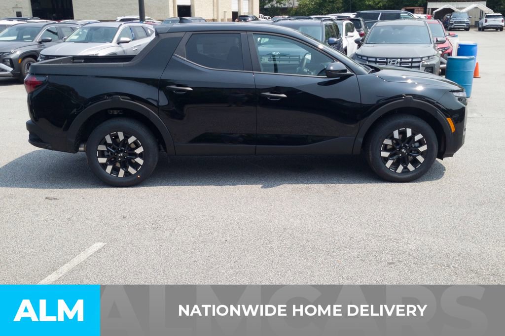 Certified 2025 Hyundai Santa Cruz SE AWD/4WD image 4