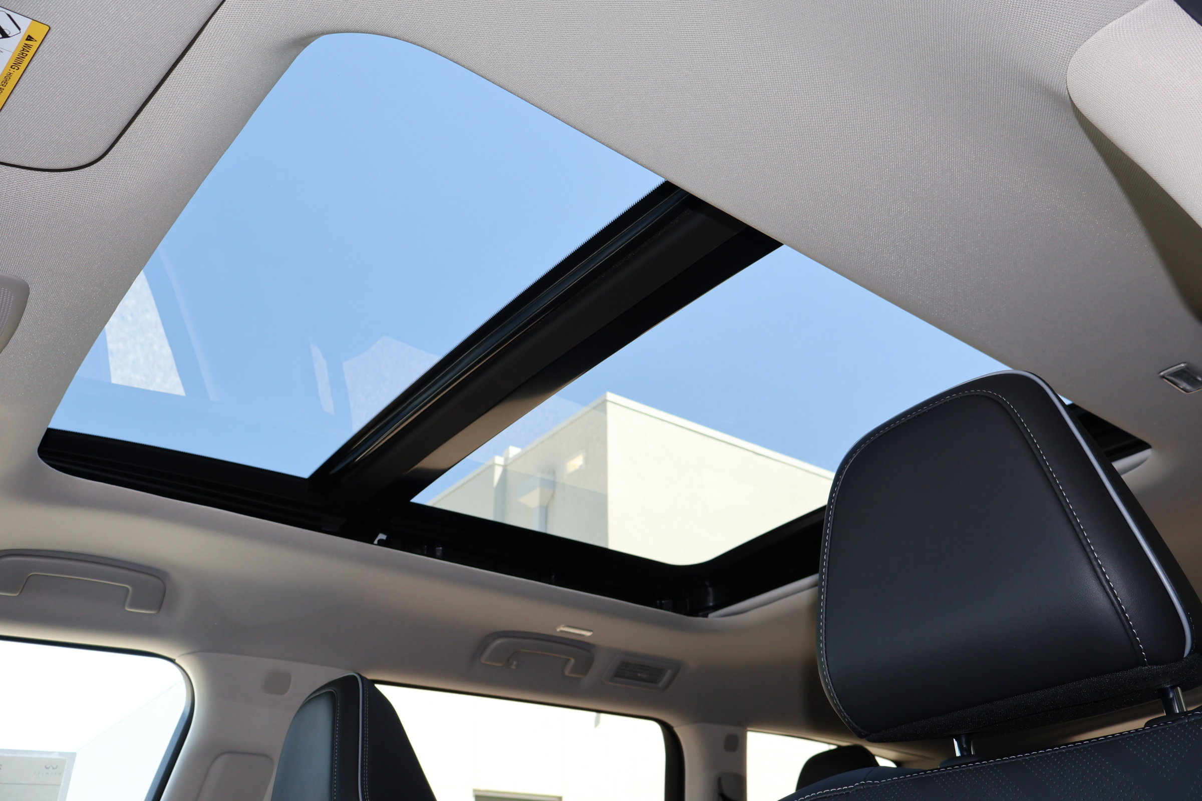 New 2026 INFINITI QX80 Luxe image 5