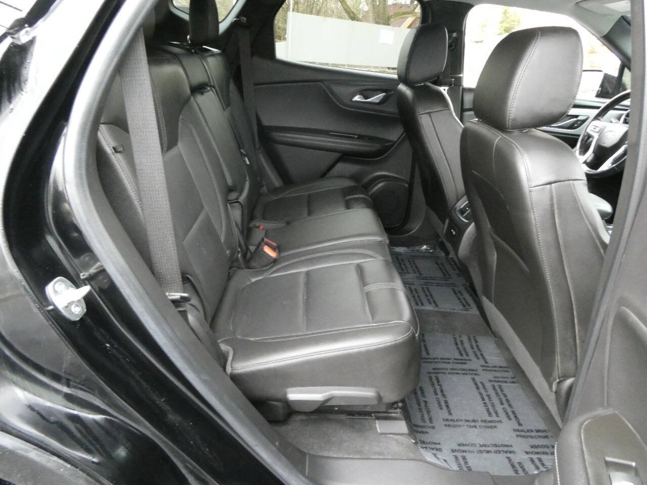 Used 2019 Chevrolet Blazer LT FWD image 25