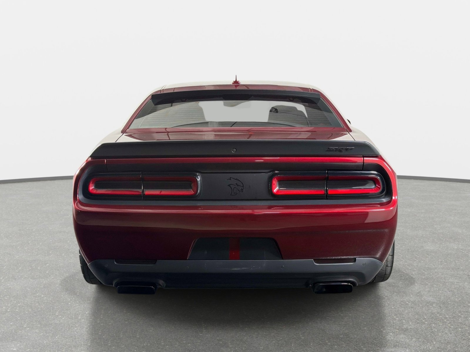 Used 2018 Dodge Challenger SRT Hellcat RWD image 4