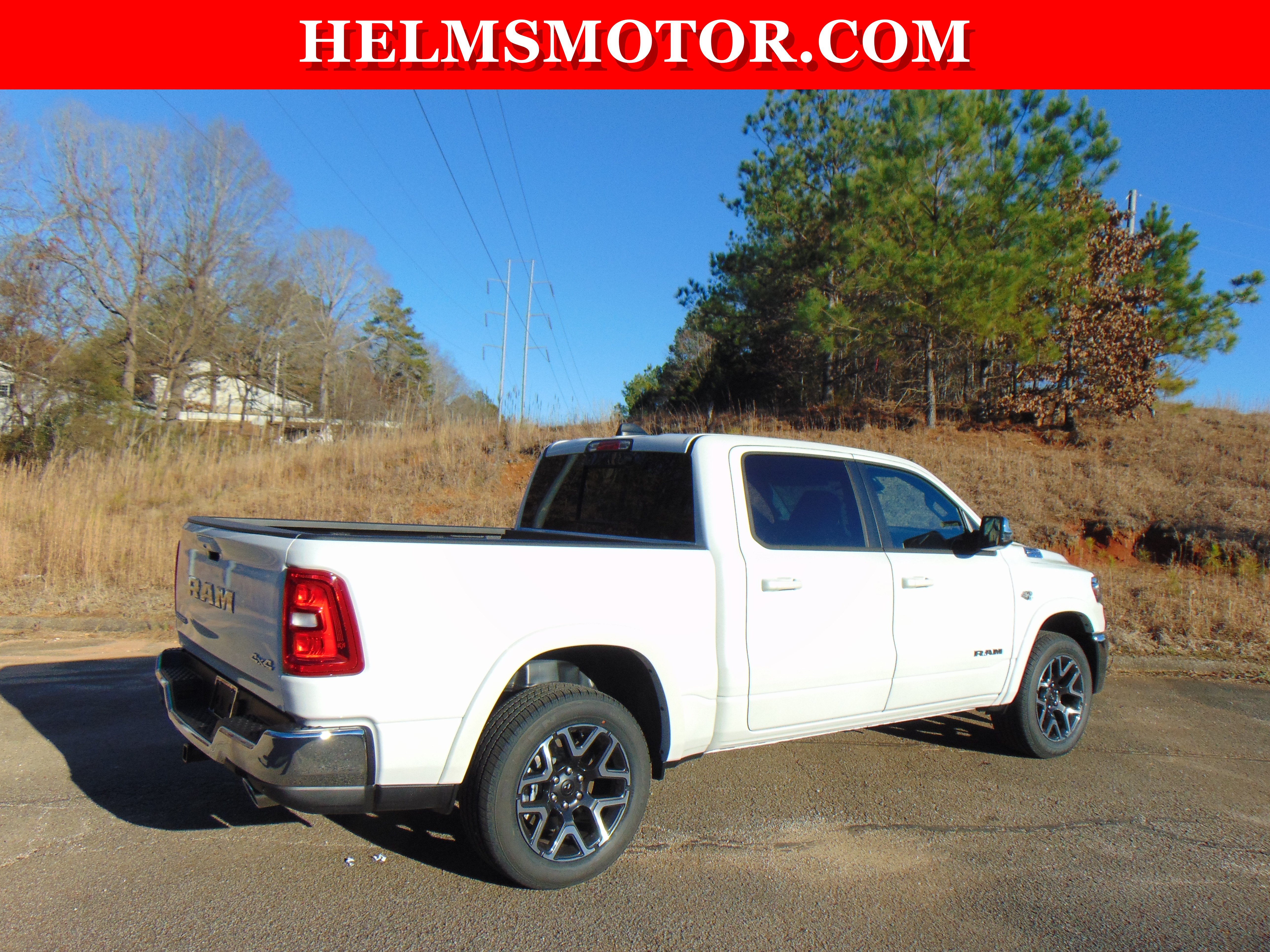 New 2026 RAM 1500 Laramie AWD/4WD image 19
