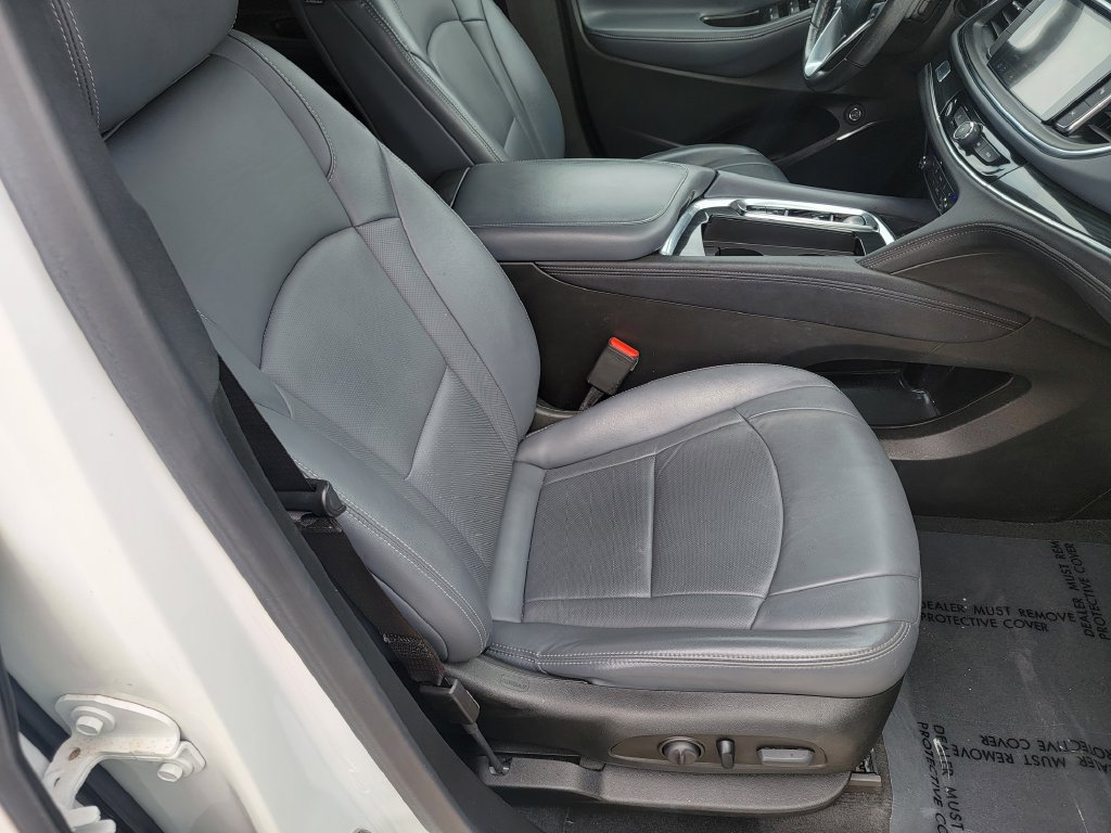 Used 2024 Buick Enclave Essence FWD image 14