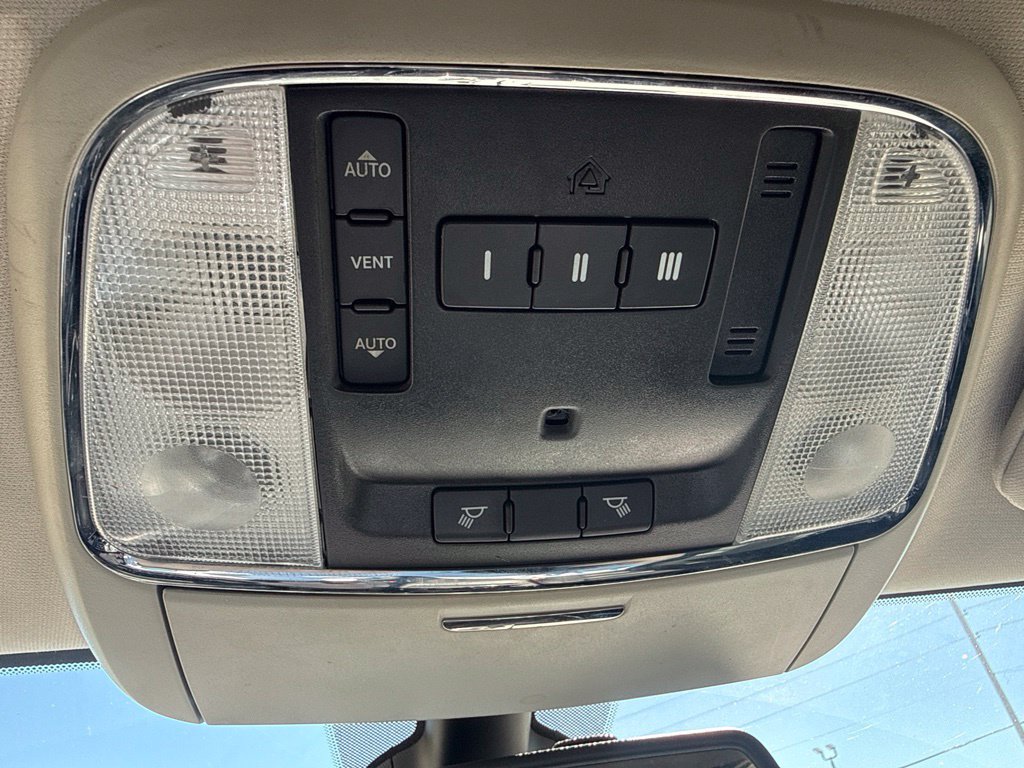 Used 2014 Dodge Durango Limited RWD image 23