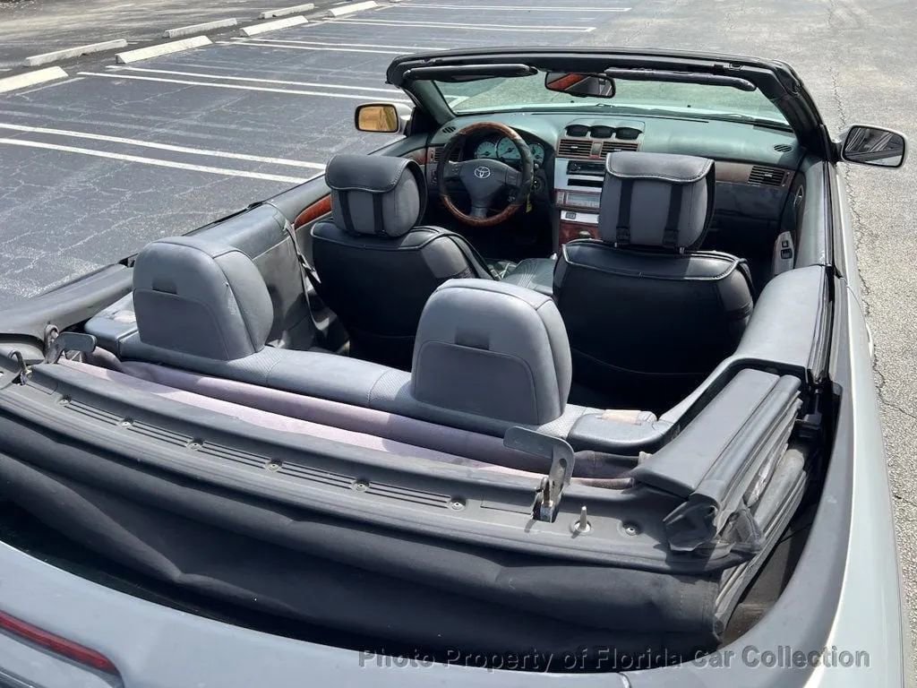 Used 2006 Toyota Solara SLE image 16