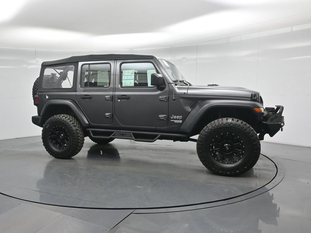 Used 2018 Jeep Wrangler Unlimited Sport image 22