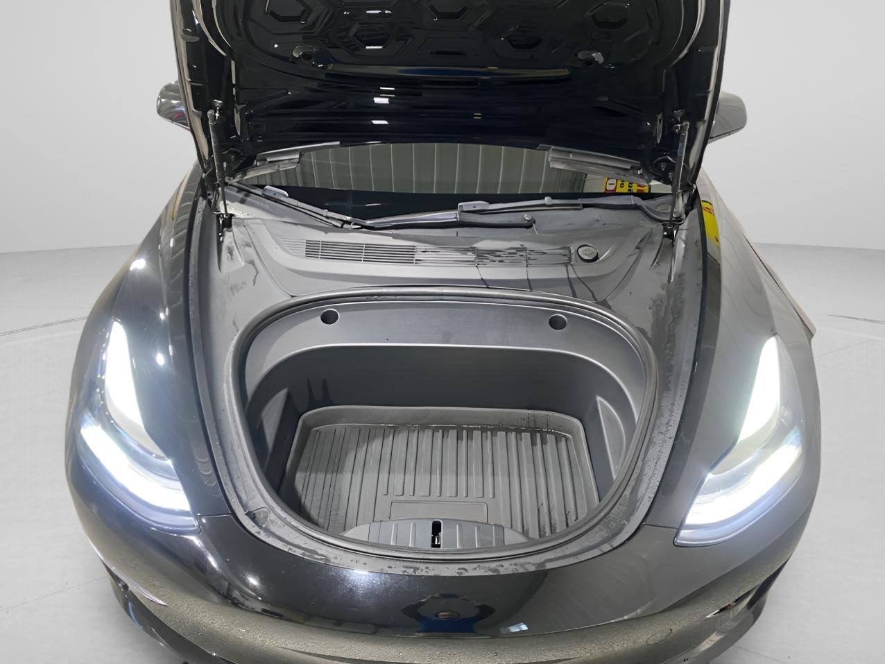 Used 2022 Tesla Model 3 Long Range AWD/4WD image 26