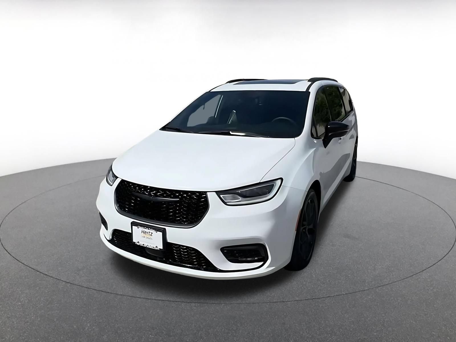 Used 2025 Chrysler Pacifica Limited FWD image 5