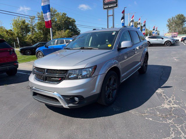 Used 2020 Dodge Journey Crossroad w/ Popular Equipment Group FWD image 12