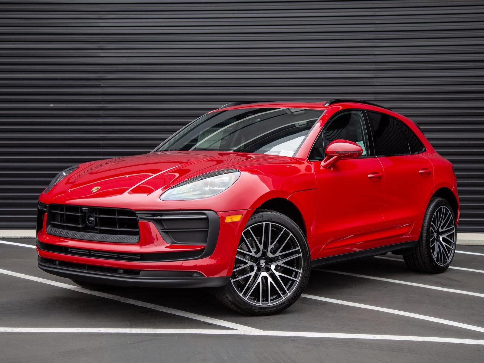 New 2026 Porsche Macan AWD/4WD image 1