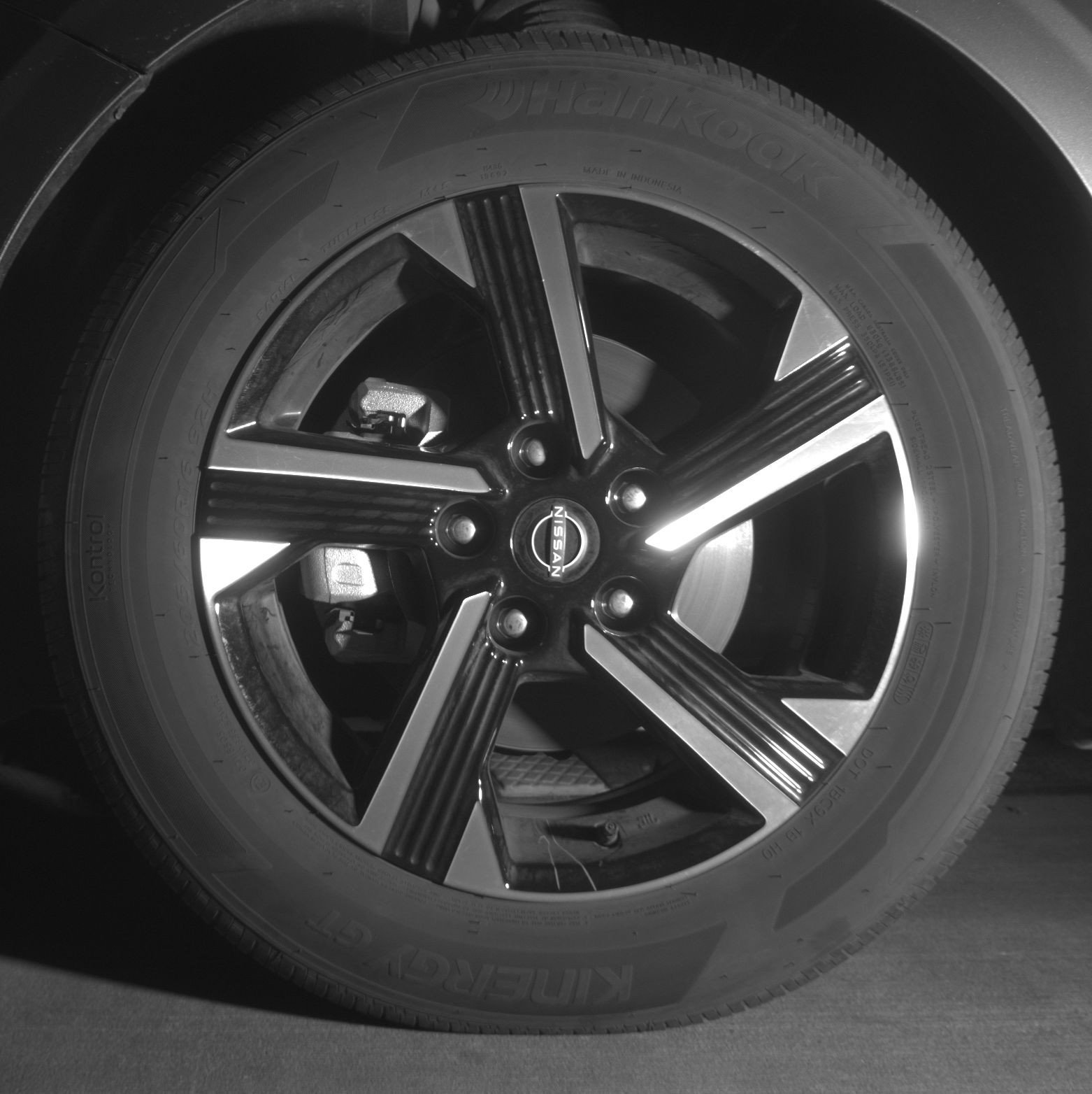 Used 2025 Nissan Sentra SV image 12