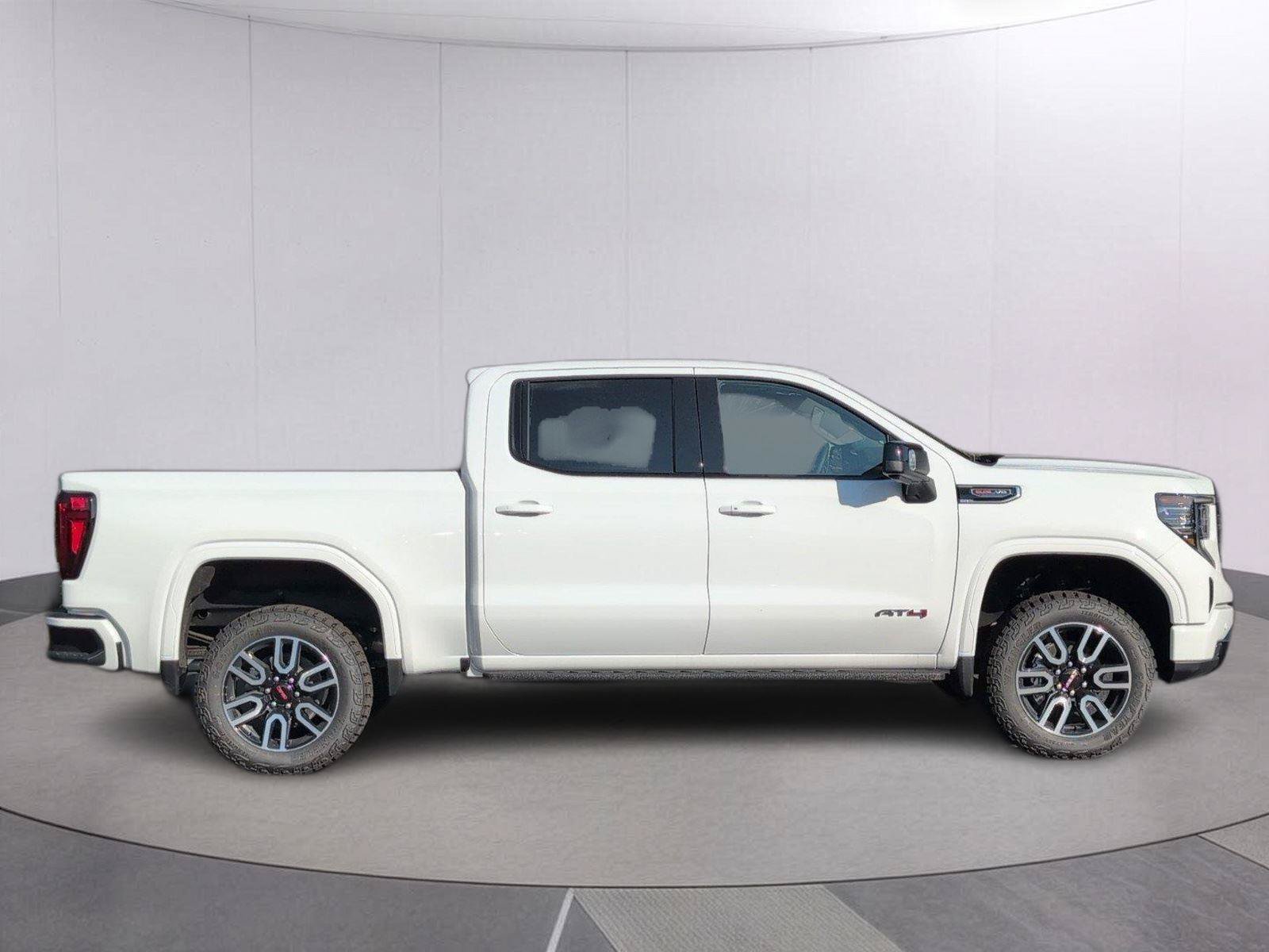 New 2026 GMC Sierra 1500 AT4 w/ AT4 Premium Package AWD/4WD image 6