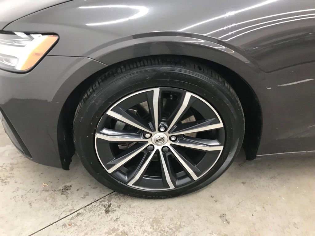 Used 2024 Volvo S60 B5 Core w/ Climate Package image 40
