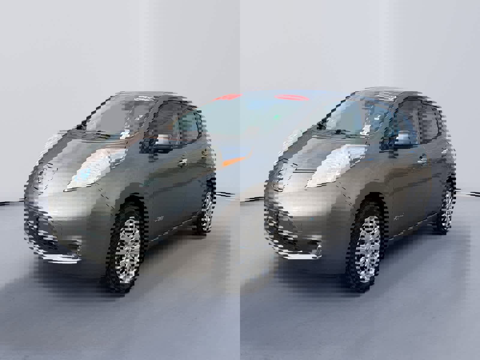 Used 2016 Nissan Leaf S w/ Charger Package image 7