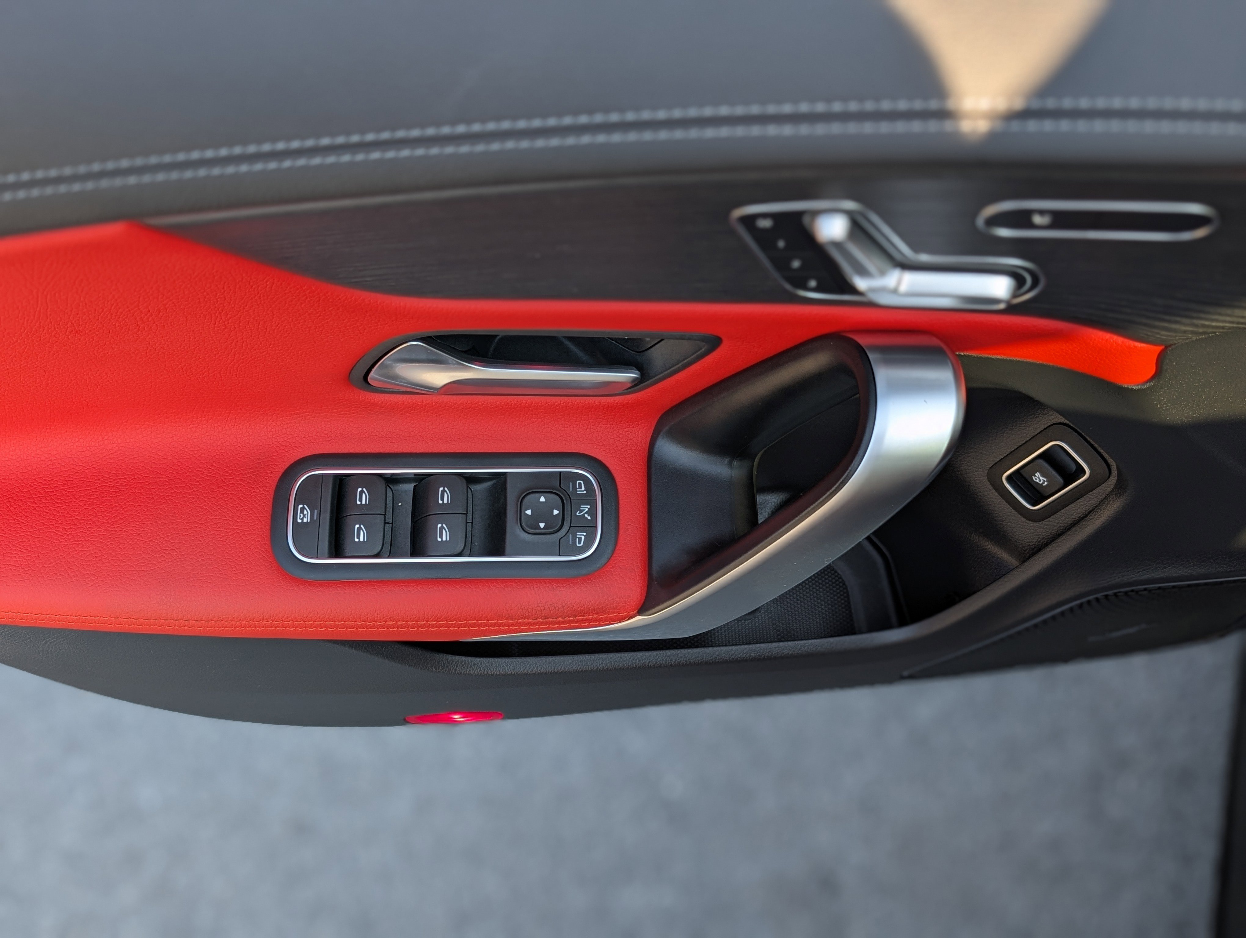 Used 2025 Mercedes-Benz CLA 35 AMG 4MATIC image 49