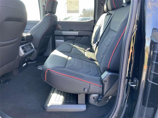 New 2025 Ford F250 Lariat w/ Lariat Ultimate Package image 27