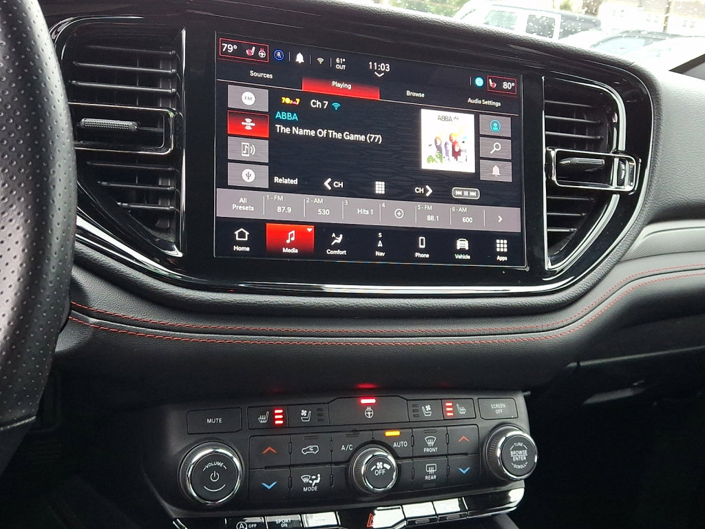 Certified 2024 Dodge Durango GT image 28