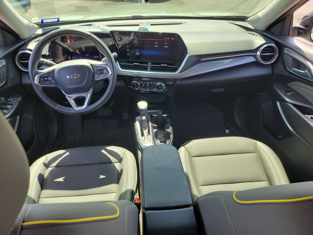 Used 2024 Chevrolet Trax ACTIV w/ Sunroof Package FWD image 20
