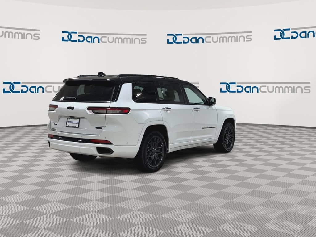 Used 2023 Jeep Grand Cherokee L Summit AWD/4WD image 9