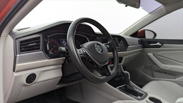 Used 2020 Volkswagen Jetta SE image 22