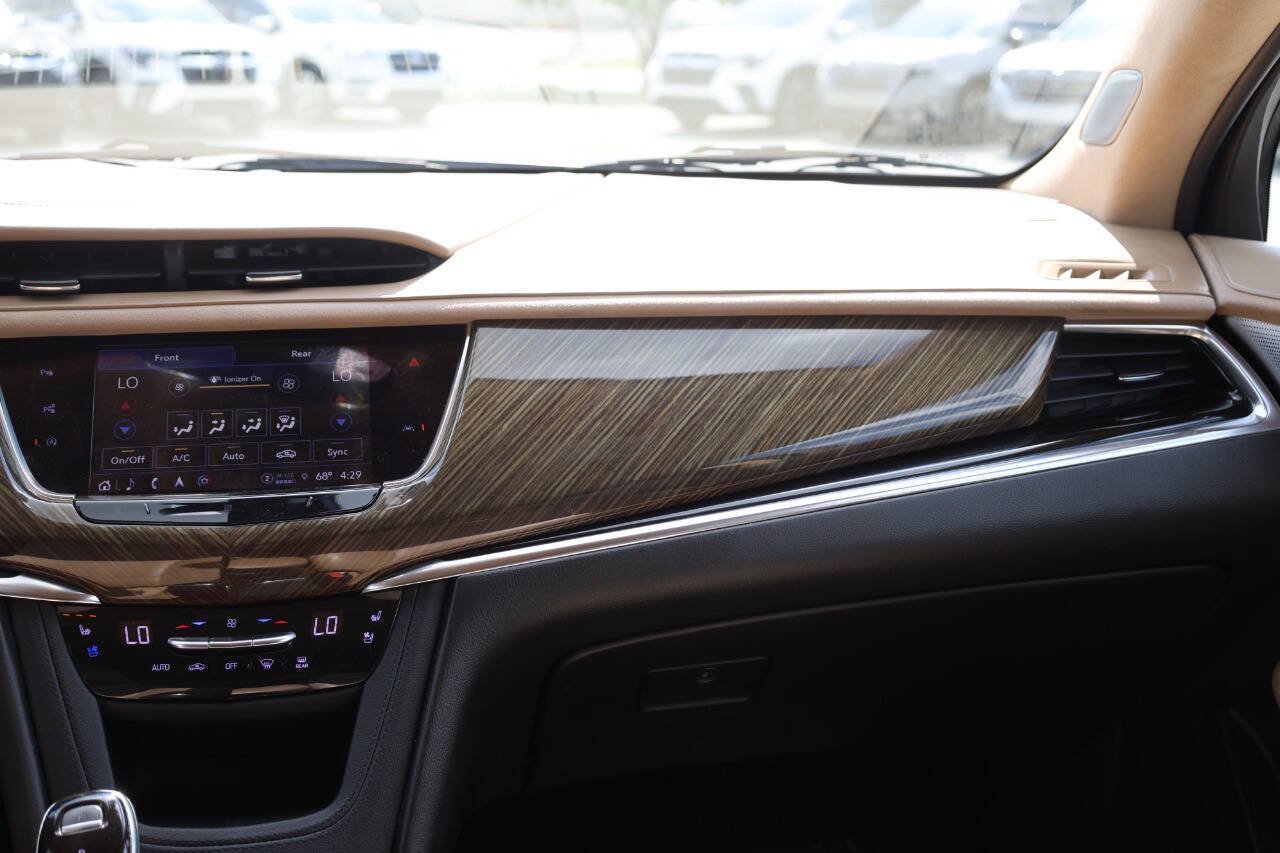 Used 2021 Cadillac XT6 Sport w/ Platinum Package AWD/4WD image 27