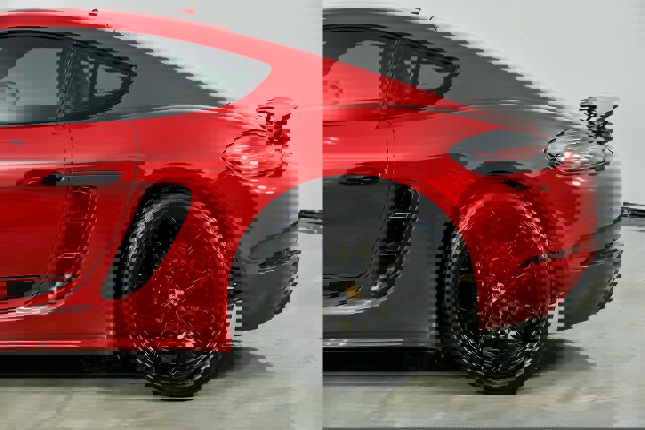 Used 2024 Porsche 718 Cayman image 9