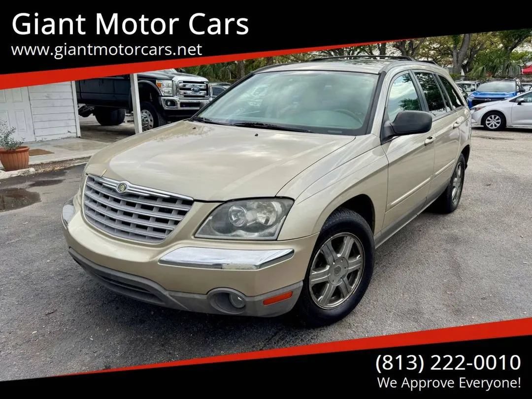 Used 2006 Chrysler Pacifica Touring AWD/4WD image 1
