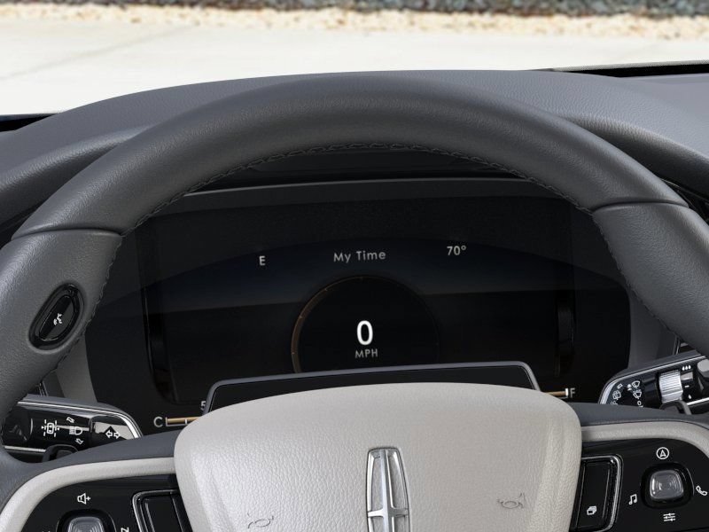 New 2025 Lincoln Corsair AWD w/ Equipment Group 101A image 13