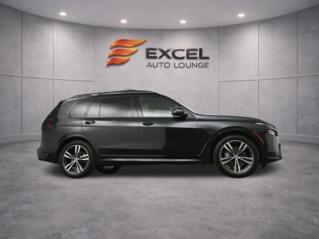 Used 2023 BMW X7 xDrive40i w/ M Sport Package AWD/4WD image 60