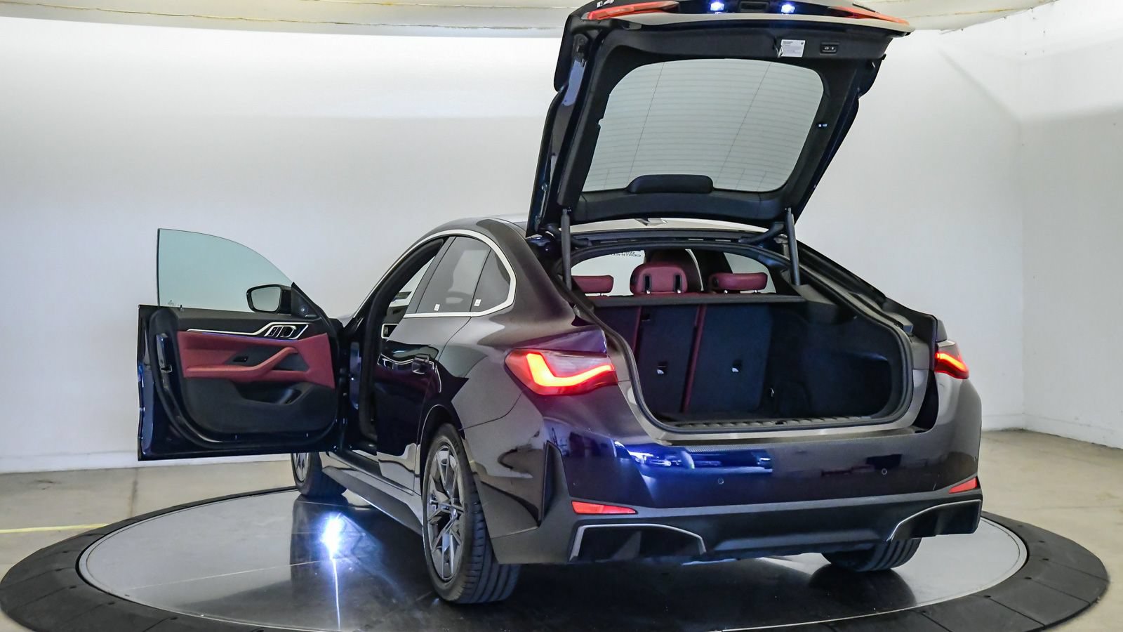 Certified 2023 BMW i4 eDrive35 w/ Premium Package RWD image 24