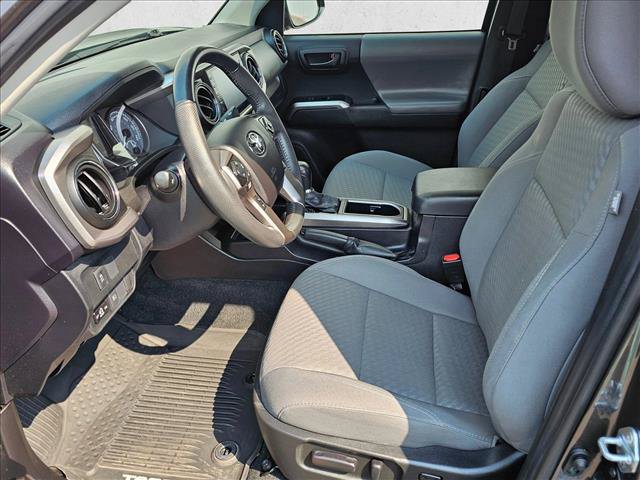 Used 2021 Toyota Tacoma SR5 AWD/4WD image 16