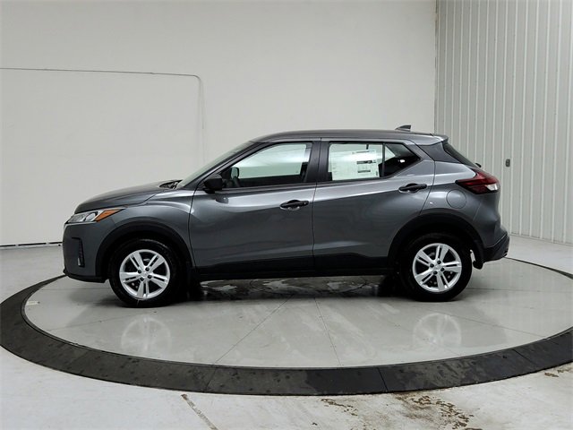 New 2025 Nissan Kicks Play S image 4