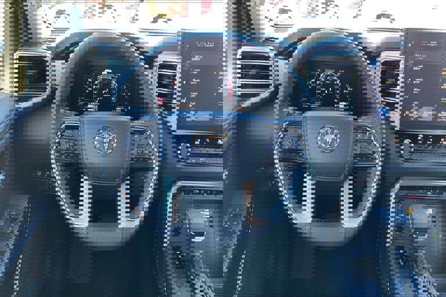 Used 2024 Toyota Tundra Limited image 5