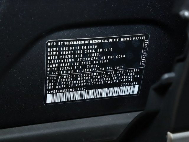 Certified 2025 Volkswagen Tiguan SE AWD/4WD image 20