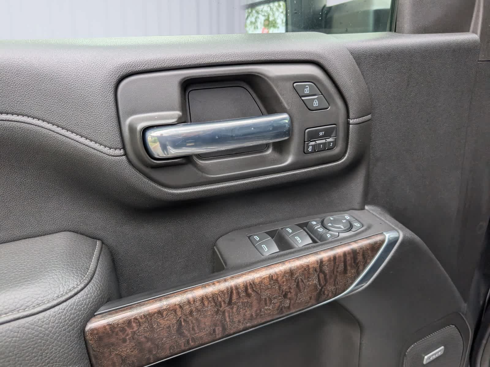 Used 2020 GMC Sierra 3500 Denali w/ Technology Package AWD/4WD image 19