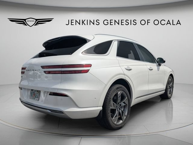 Certified 2024 Genesis Electrified GV70 AWD/4WD image 3