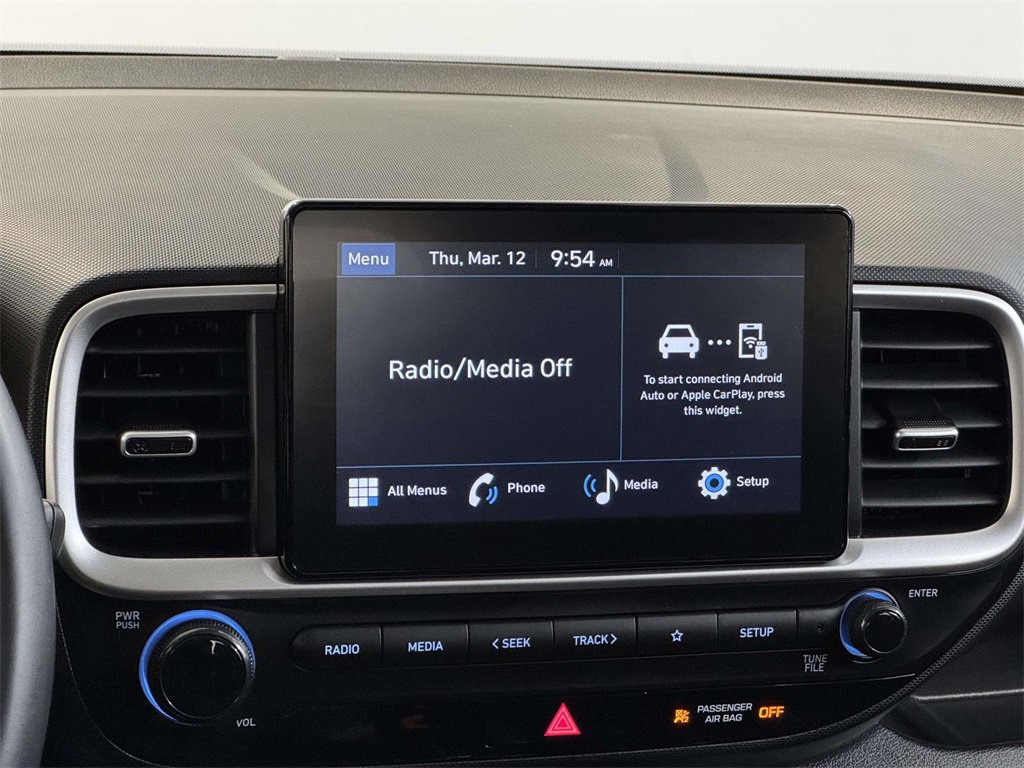 Used 2024 Hyundai Venue SEL image 20