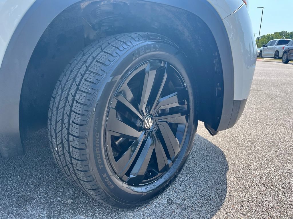 Used 2021 Volkswagen Atlas SEL FWD image 6