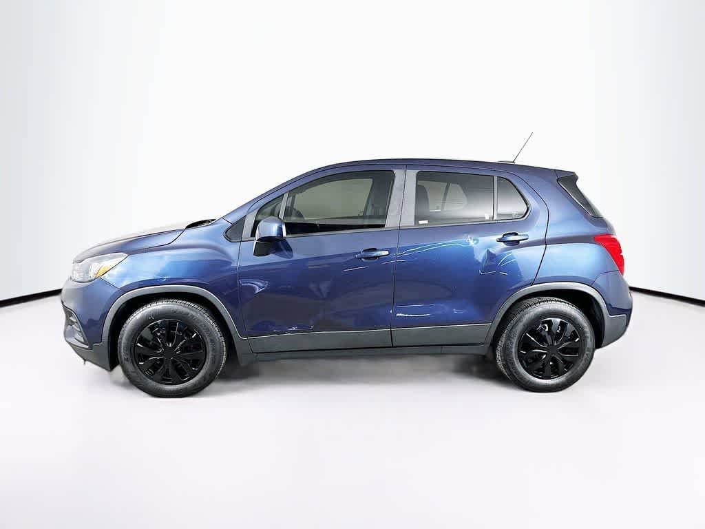 Used 2018 Chevrolet Trax LS FWD image 3