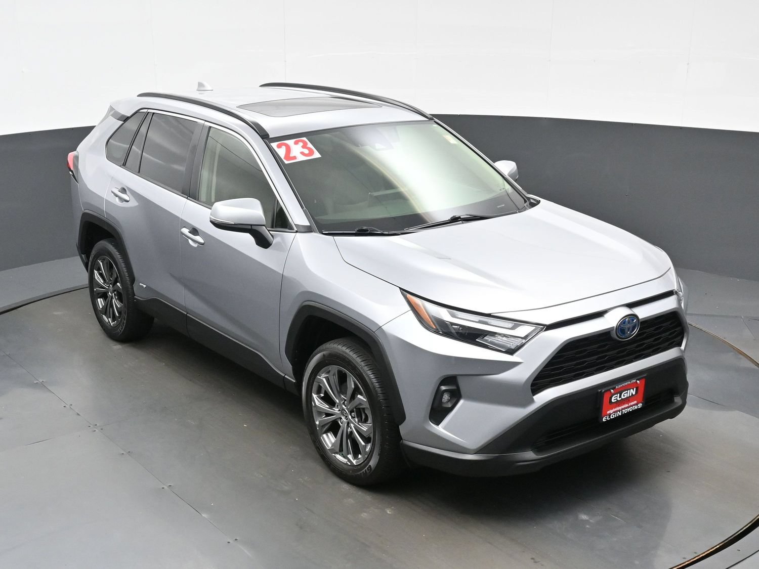 Used 2023 Toyota RAV4 XLE Premium AWD/4WD image 36