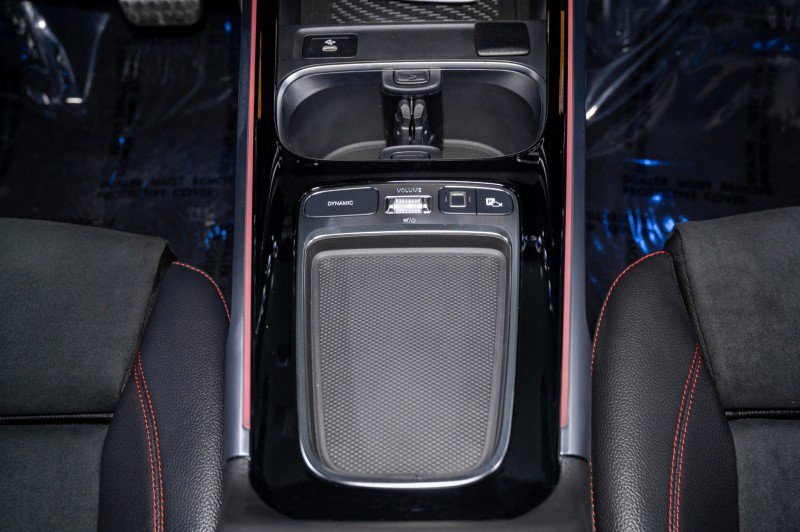 Certified 2026 Mercedes-Benz GLB 35 AMG 4MATIC image 24