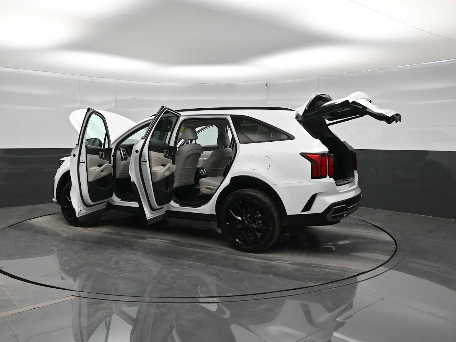 Used 2023 Kia Sorento SX AWD/4WD image 44