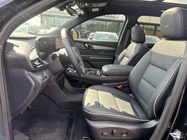 Certified 2026 Buick Enclave Sport Touring w/ Power Package AWD/4WD image 20